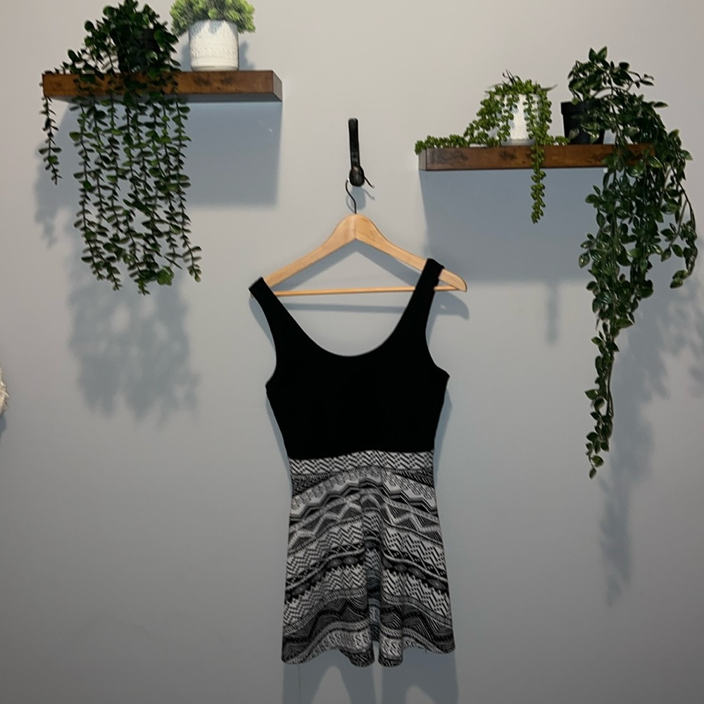 CUTE CASUAL DRESS (L)